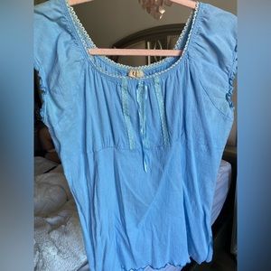 VINTAGE MILKMAID BABY BLUE TOP